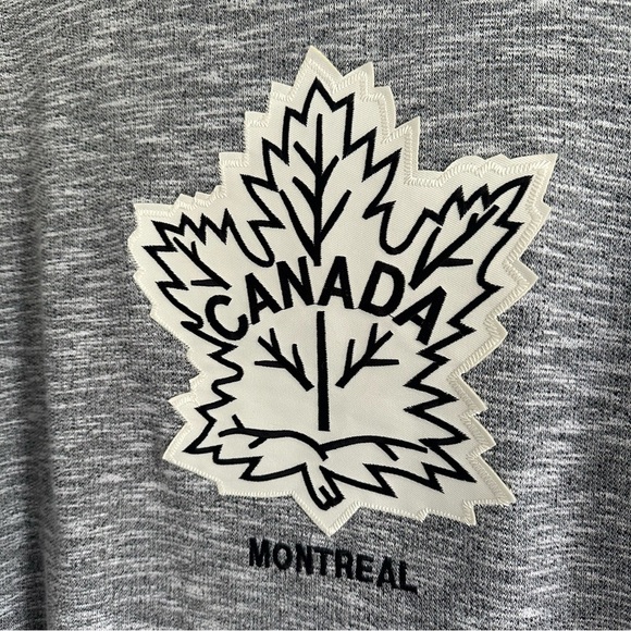 Size L Heathered Grey Embroidered Montreal Canada Hoodie Sweatshirt - Picture 3 of 4